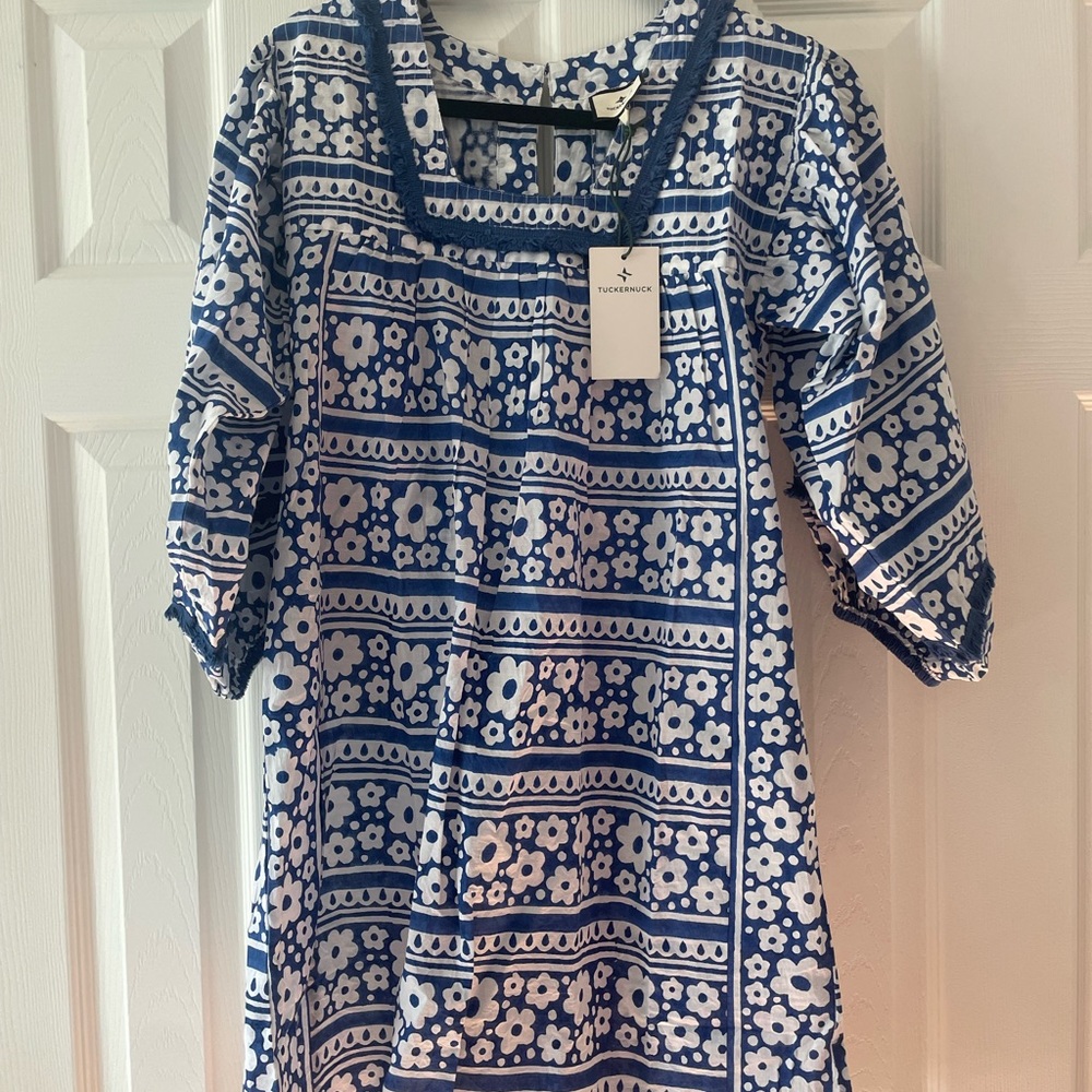 Tuckernuck Petal Paradis Catalans Coverup size Small blue patern NWT